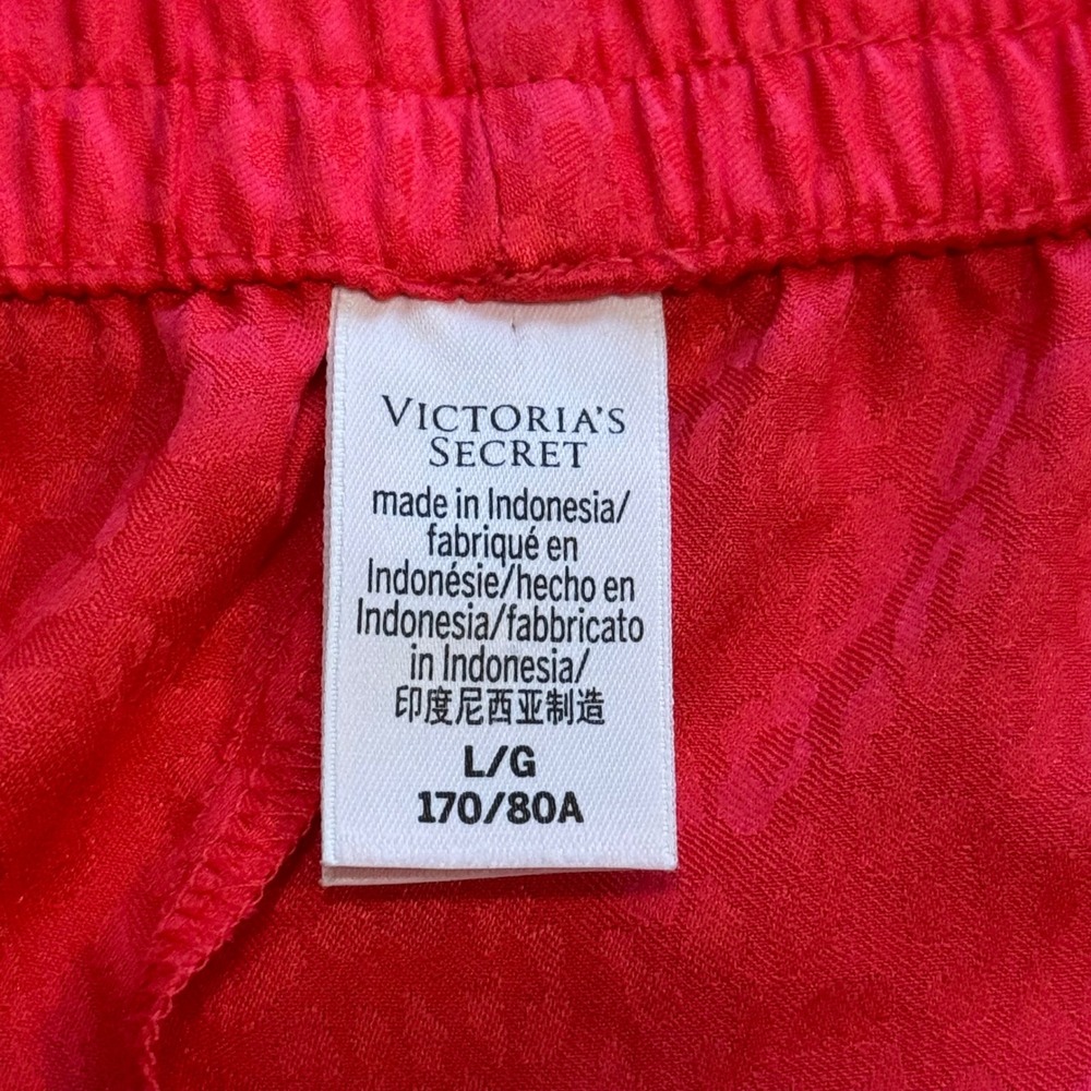 Victoria's Secret Satin Sleep Shorts Boxers Coral Leopard Print Size Large NWOT - Picture 5 of 8